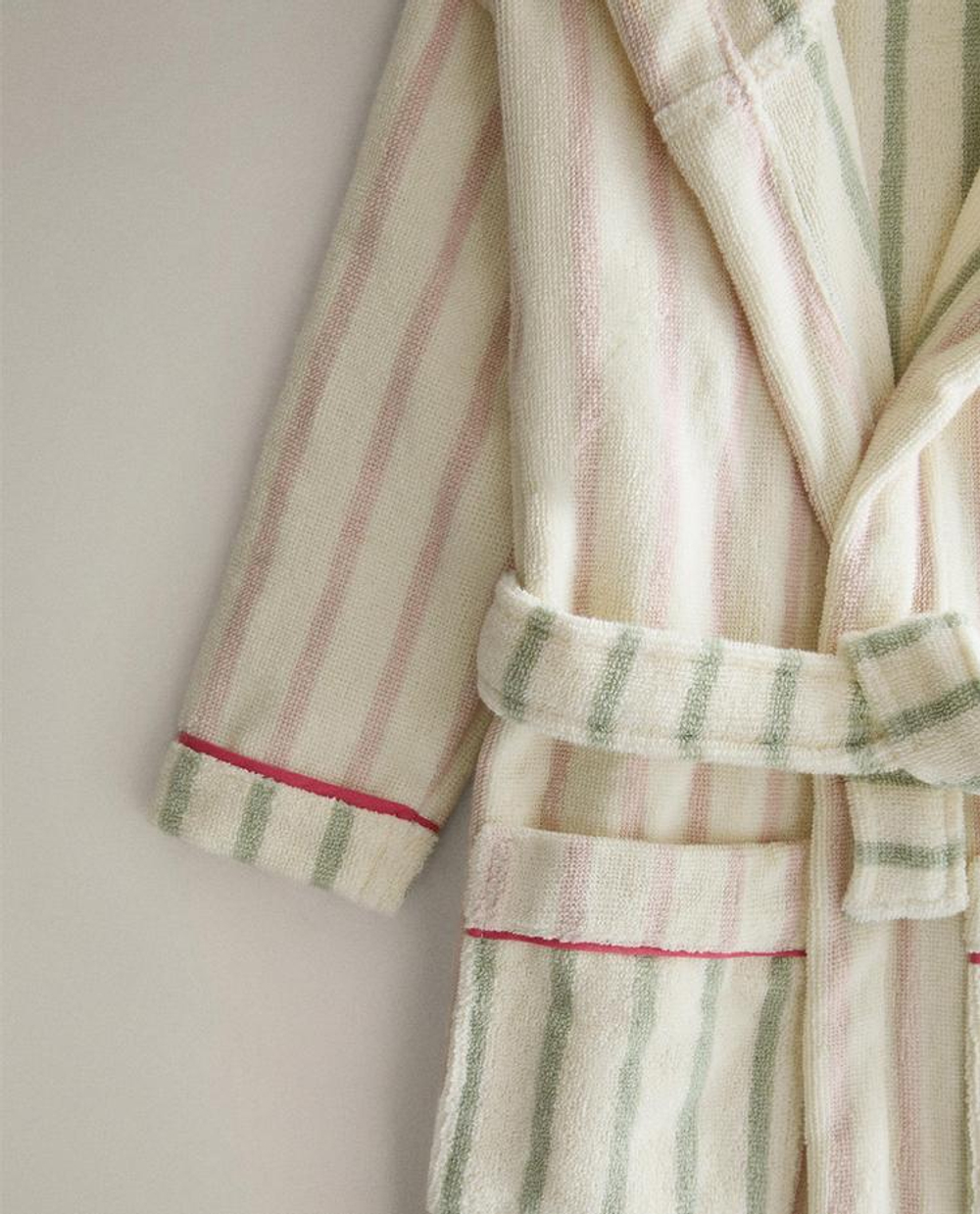 ZARA HOME ДЕТСКИЙ ХАЛАТ В ПОЛОСКУ, РОЗОВЫЙ