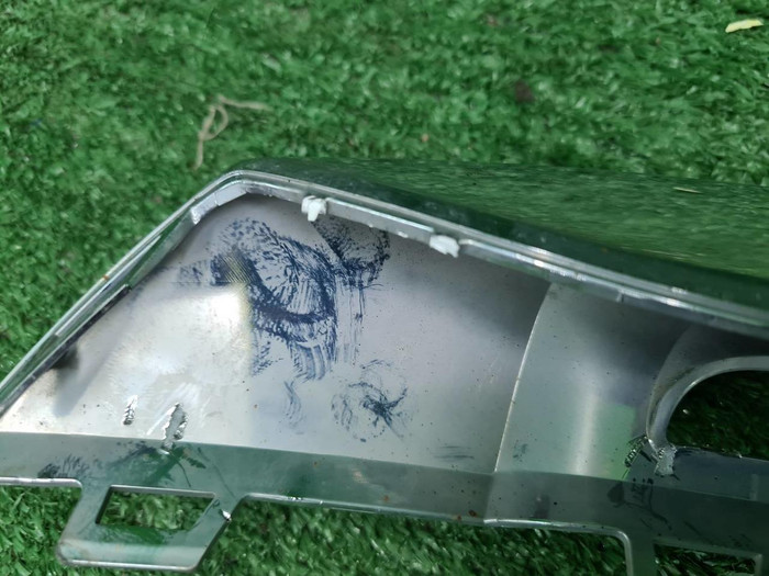 Молдинг перед. бампера Mercedes GLS x167 19-24 AMG