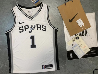 Баскетбольная джерси Виктора Вембаньямы «Сан-Антонио Сперс»