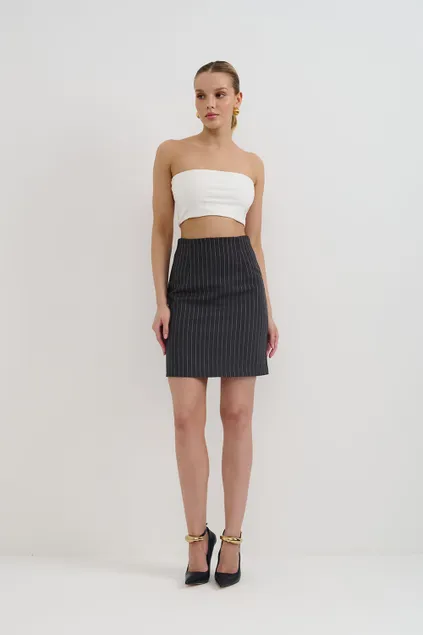Укороченная юбка в полоску темно-серого цвета