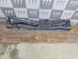 Решетка стеклоочистителей Toyota RAV4 IV (XA40) 12-19 Б/У Оригинал 5570842180