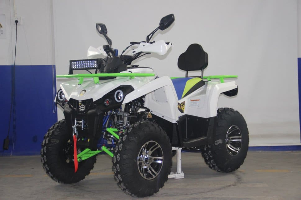 Квадроцикл AVANTIS Forester 200