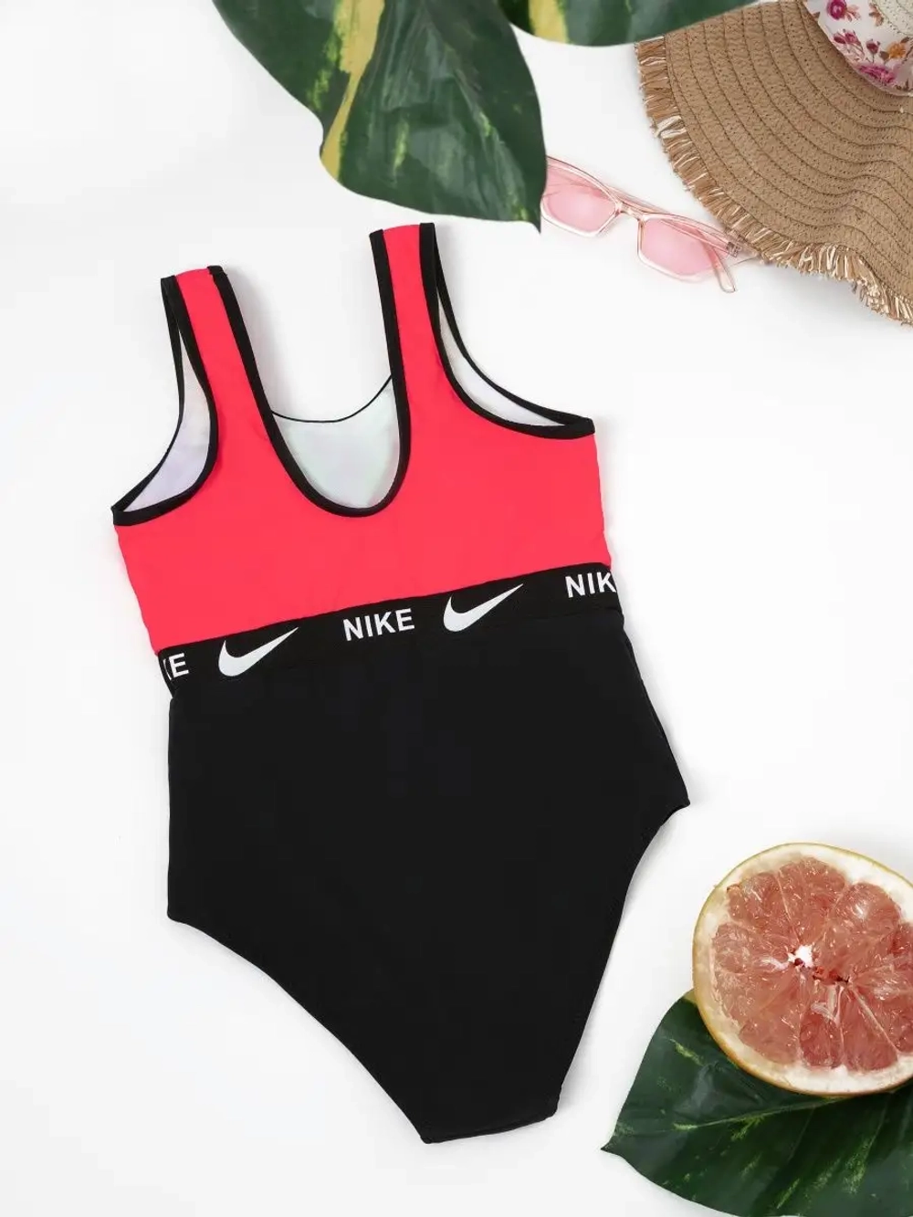 купальник слитный спортивный для бассейна