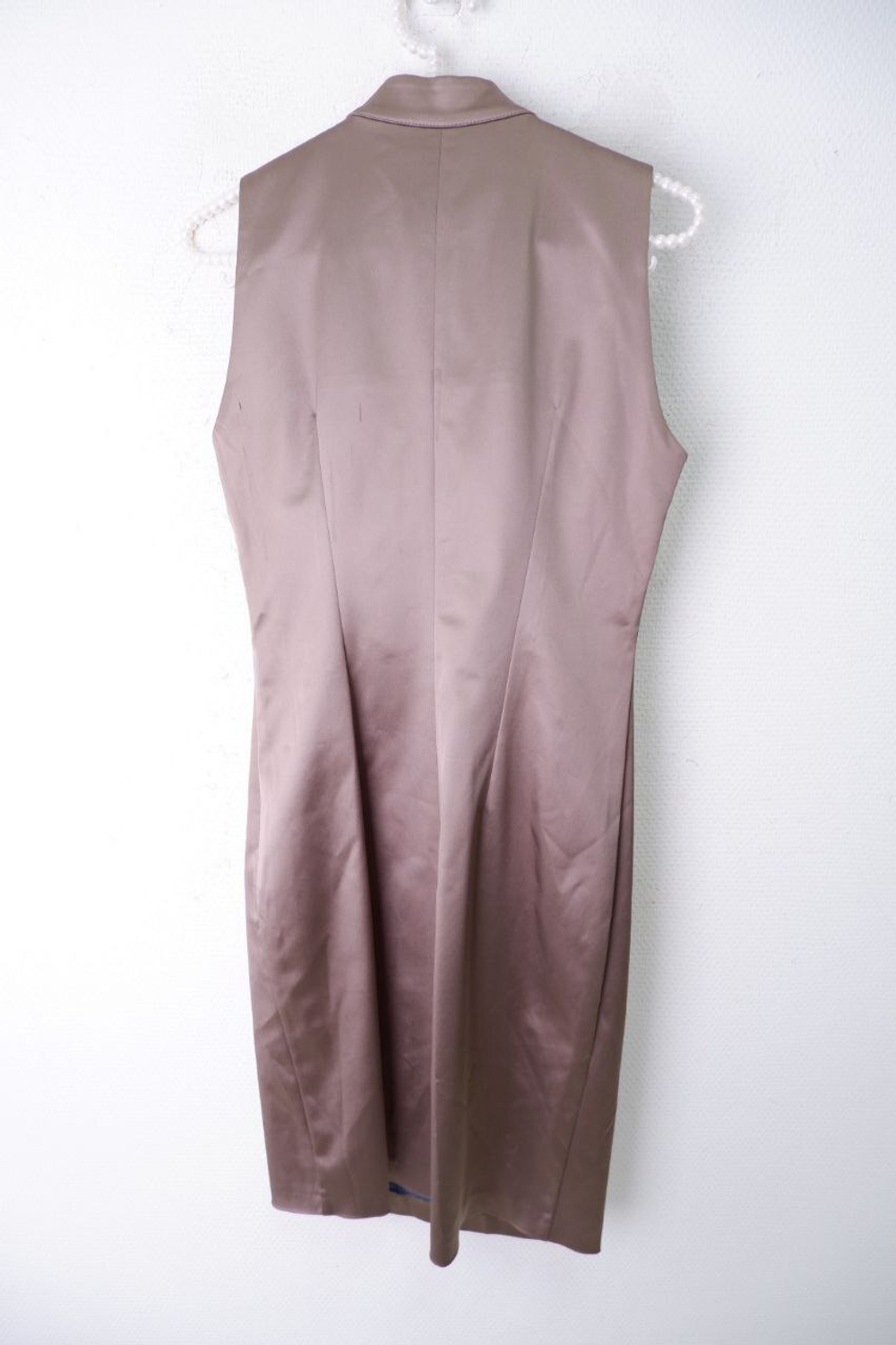 Платье Carla атласное 44 размер