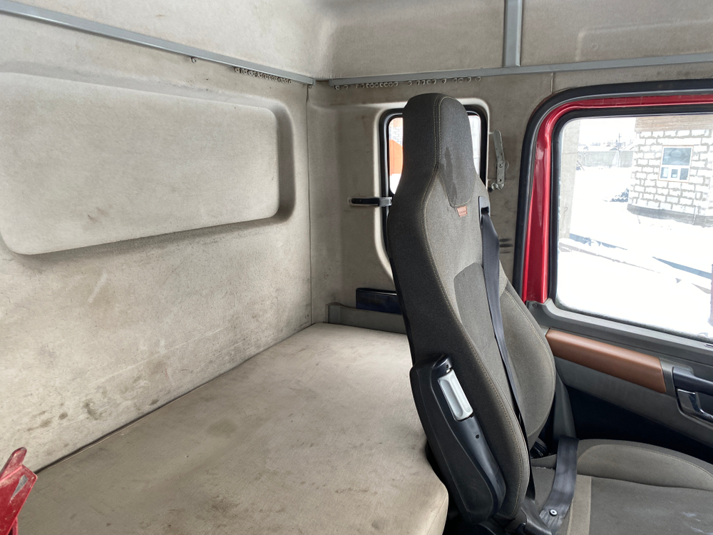 Shacman (Shaanxi) SX* 8x4 Самосвал SX331863366 (Дизельный, 12,5 л, 544 л.с., МТ)