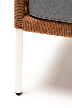 "Канны" кресло плетеное из роупа, каркас алюминий светло-серый (RAL7035) муар, роуп оранжевый меланж круглый, ткань светло-серая