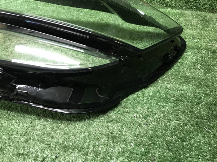 Стекло фары левое VW Tiguan 2 (2016-2020)