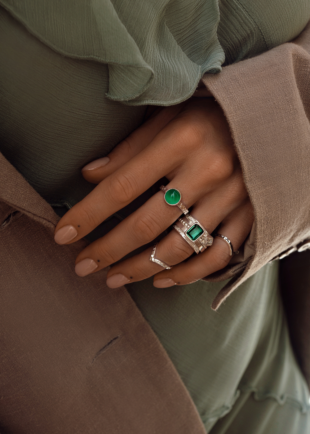 Кольцо «Мозаик» раф прямоугольный с зеленым турмалином и ромбом белый циркон