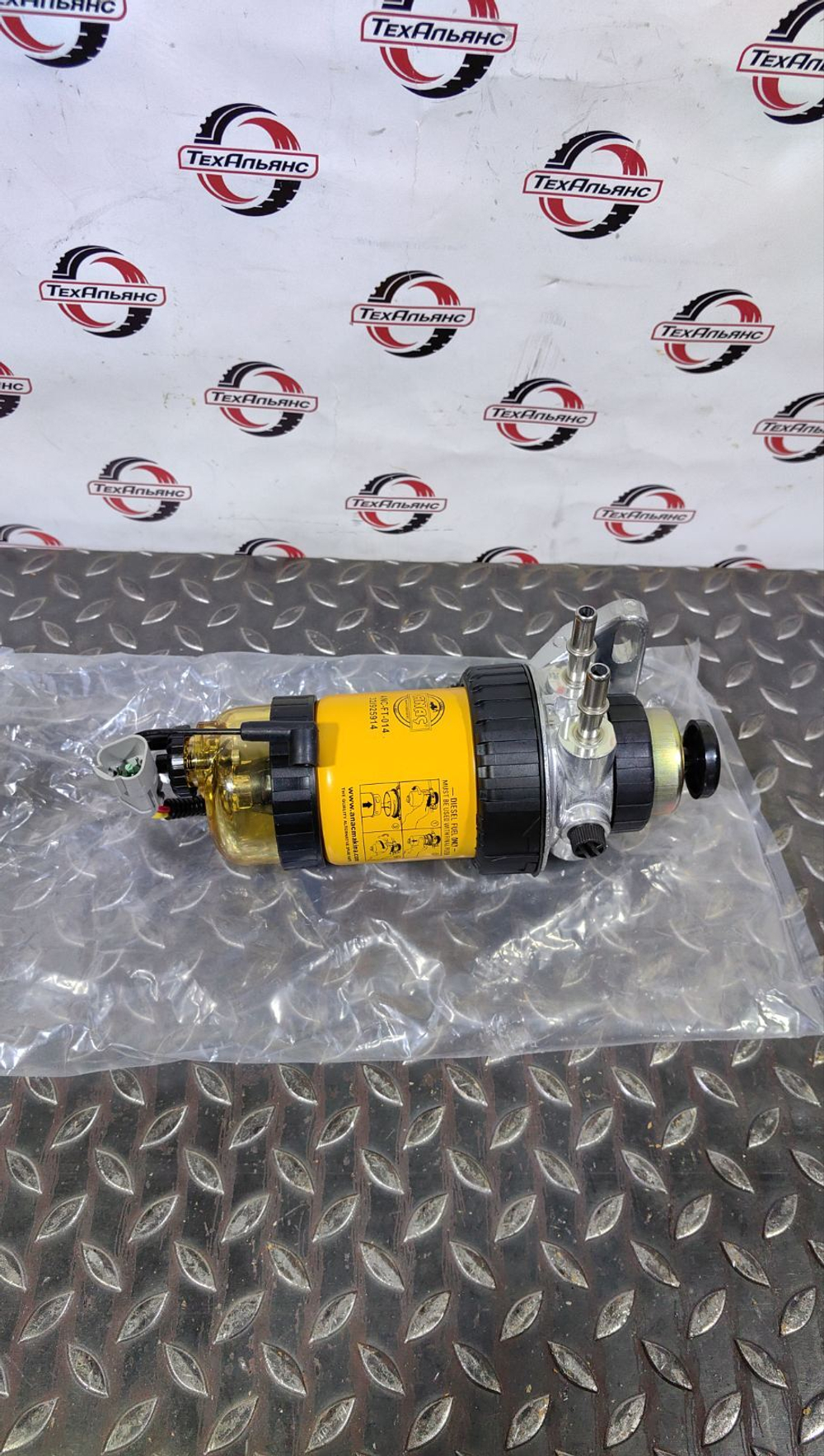 Насос подкачки топлива в сборе 32/925735