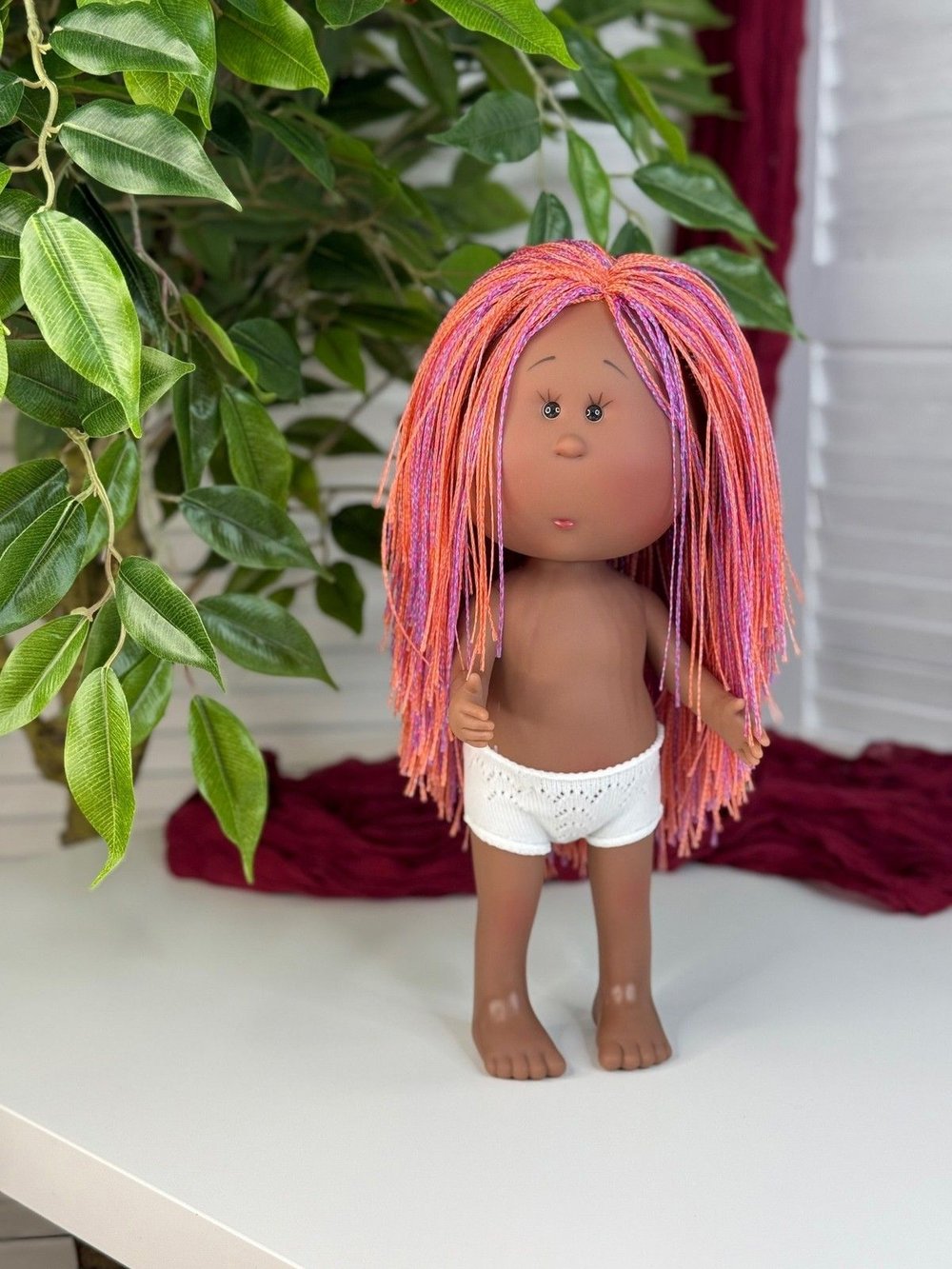 Кукла Nines виниловая 30см MIA без одежды (3000WN2)