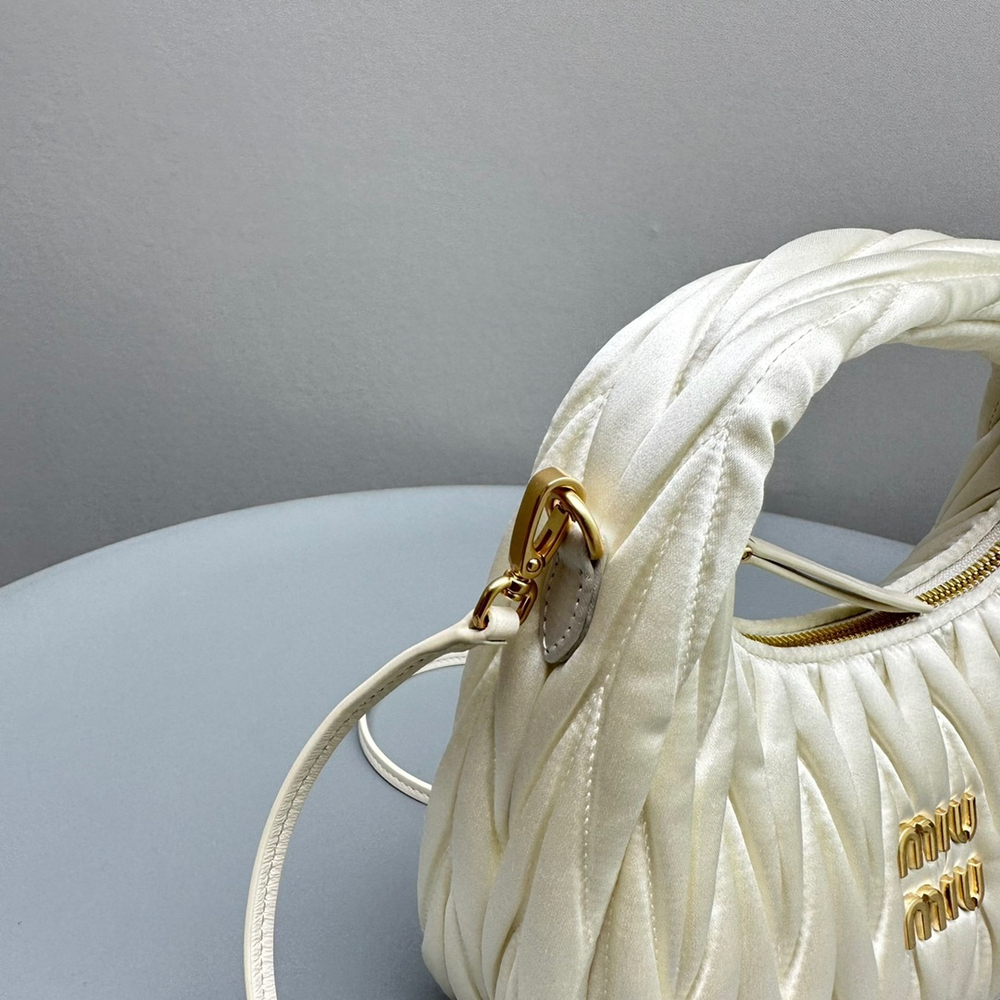 Miu Miu Wander Hobo Bag 20 cm