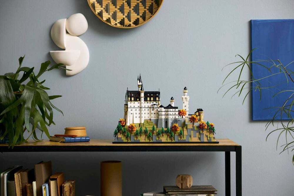 Конструктор LEGO Architecture 21063 Neuschwanstein Castle