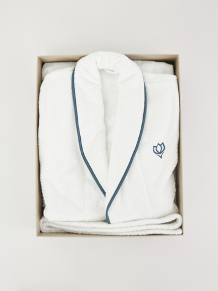 Халат Claire Batiste Atelier Шаль белый с синим кантом