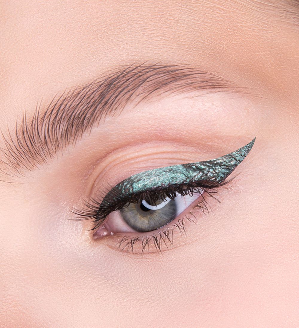 Сияющая цветная подводка для глаз LuxVisage Metal Hype Eyeliner - 04 Indian Emerald