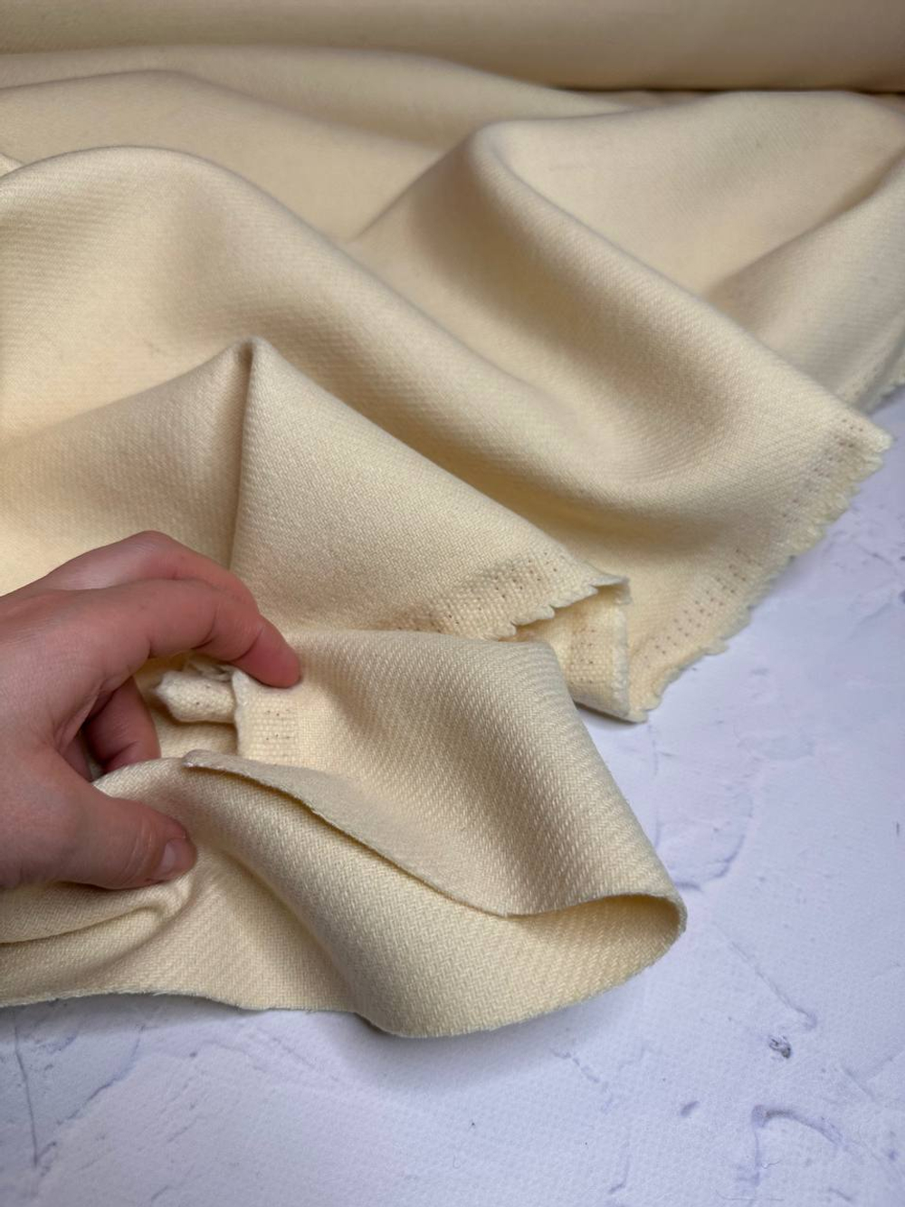 Пальтовая однотонная шерсть (PENELOPE, 90%шерсть/10%полиамид, Ласковый пастельный оттенок сливочного масла, 150, 370 гр/м2)