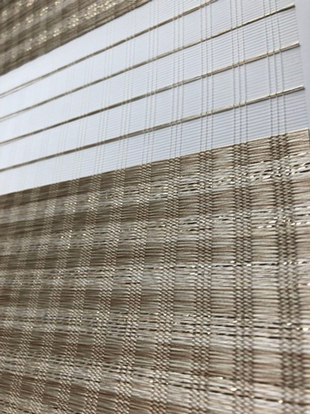 Рулонная штора День-Ночь кассетная с направляющими, ткань DN4610-03, цвет золото