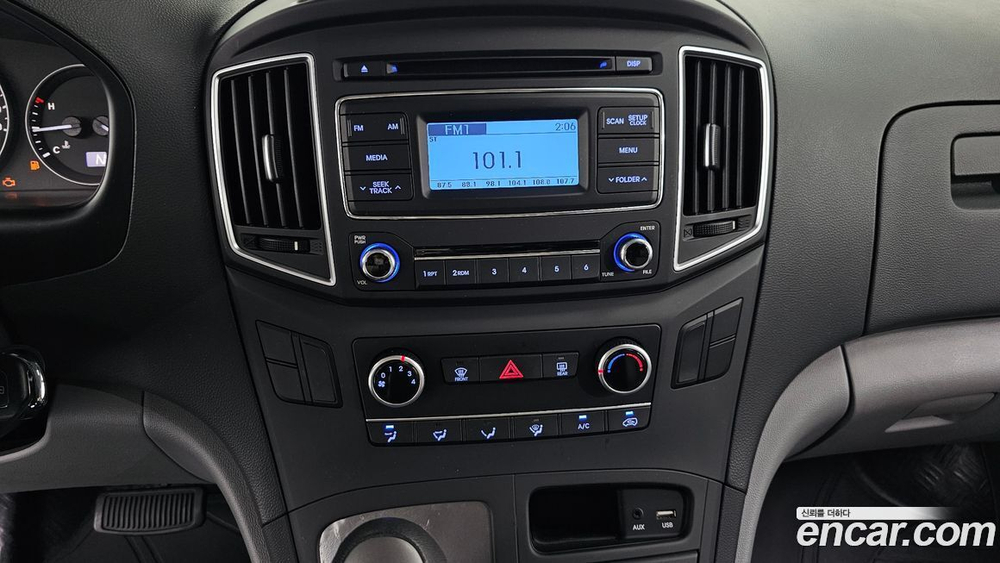 Hyundai The New Grand Starex Van 3-х местный (12.2019)