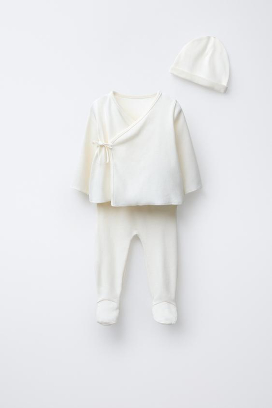 ZARA КОМПЛЕКТ ДЛЯ НОВОРОЖДЕННОГО И СУМОЧКА, ЖЕЛТОВАТО-БЕЛЫЙ