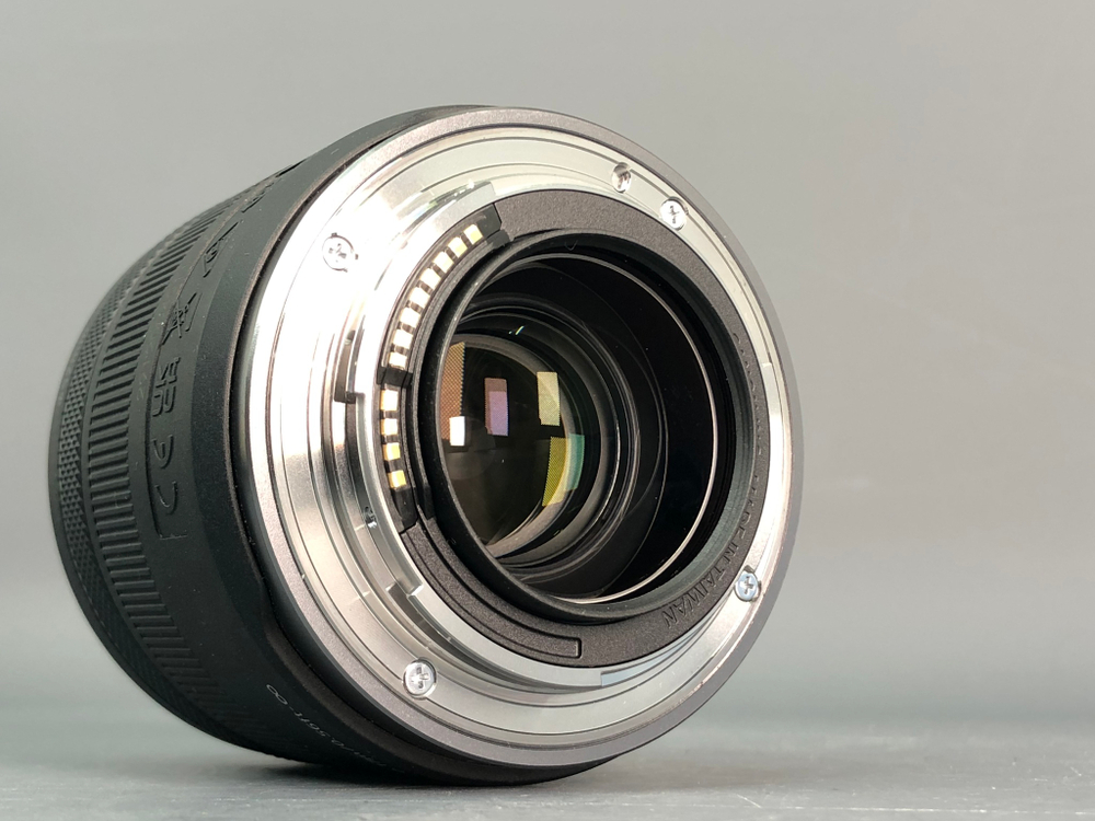 Canon RF 35mm 1.8 Macro IS STM
