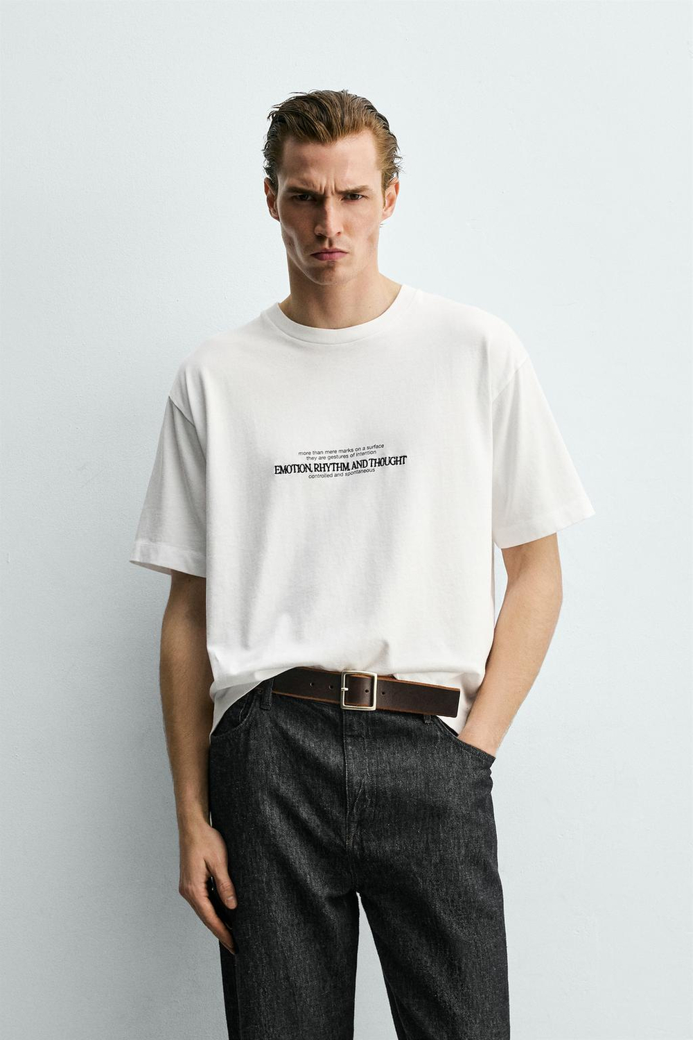 ZARA ФУТБОЛКА СВОБОДНОГО КРОЯ С КОМБИНИРОВАННОЙ ВЫШИВКОЙ, БЕЛЫЙ