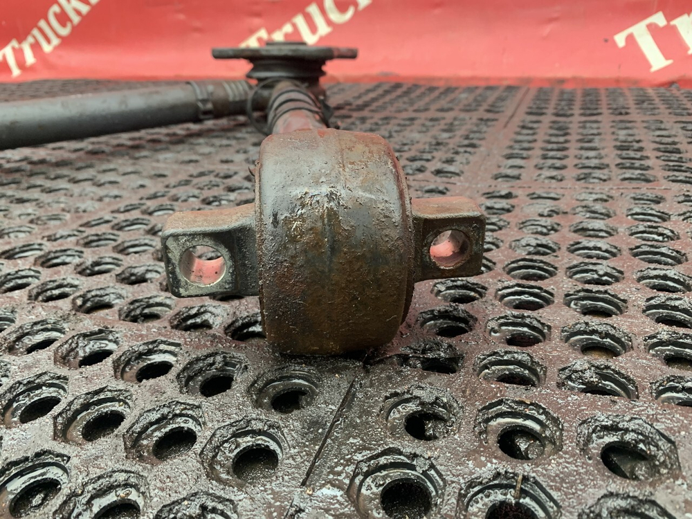 Тяга реактивная V-образная 2017г.