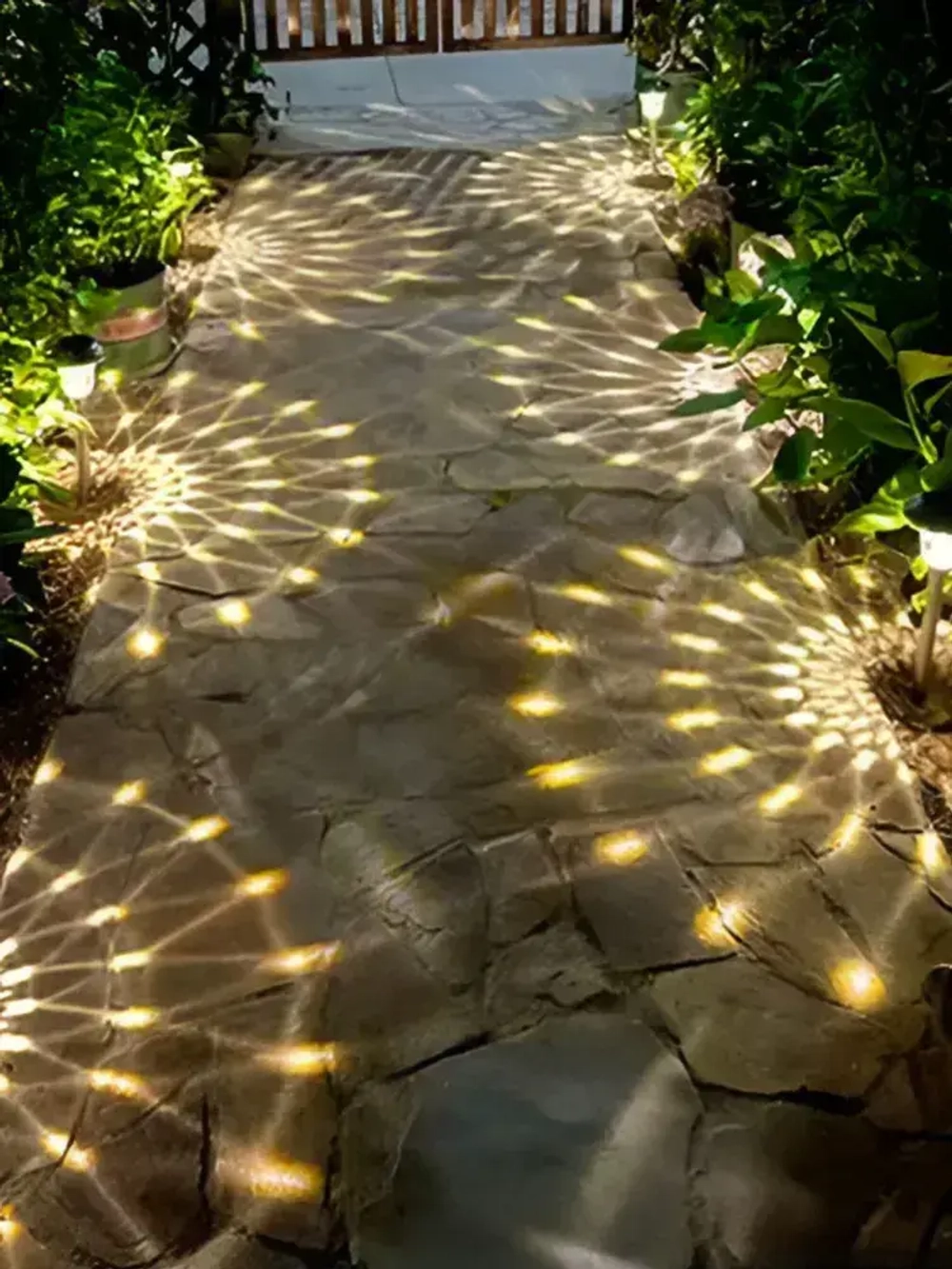 Светильник на солнечной батарее уличный, фонарики садовые на солнечных батареях / 2 светильника в комплекте