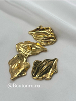 Пуговица лепесток золотистая