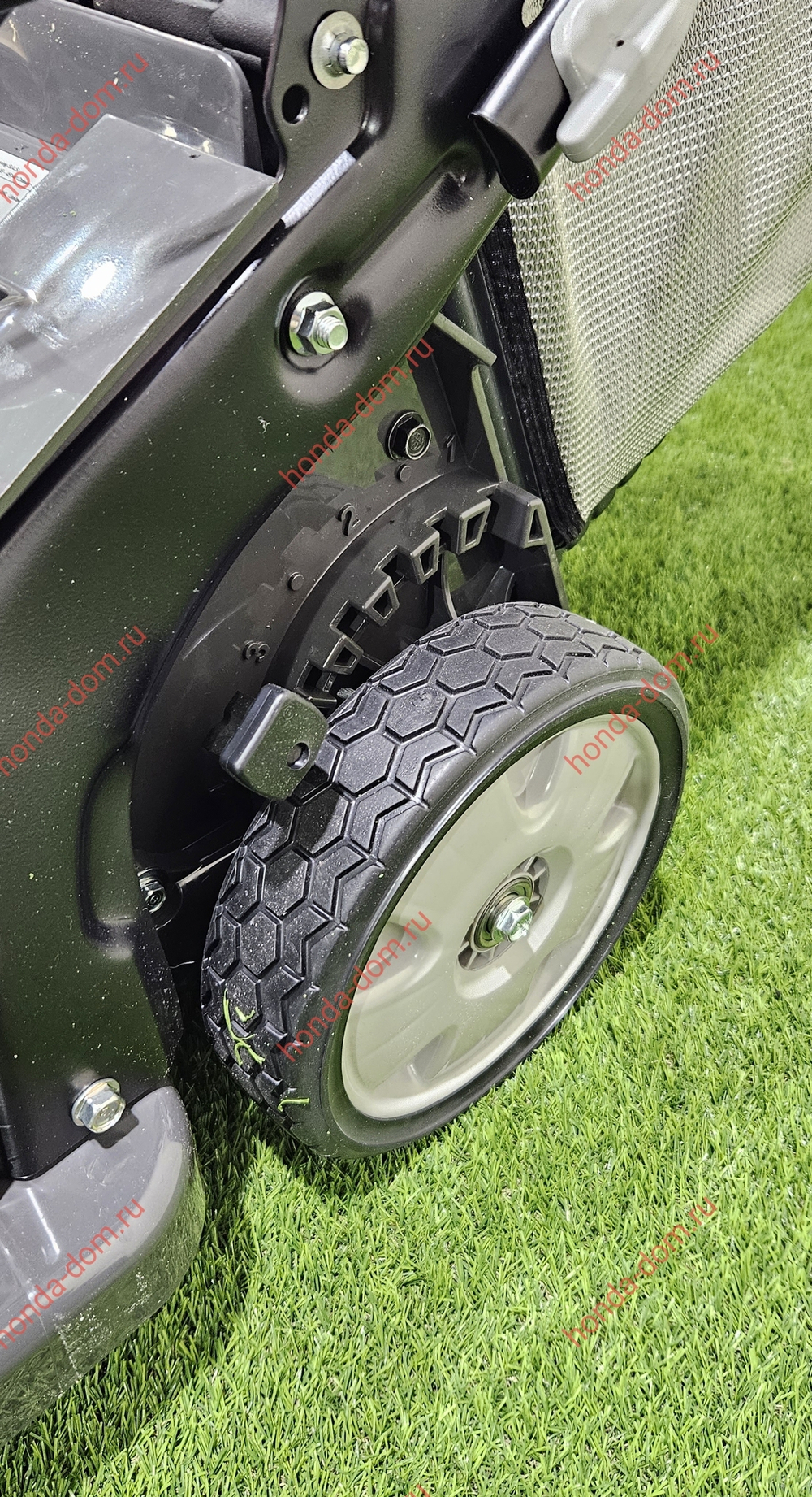 Газонокосилка Honda HRX 537 C6 VKE (RR)
