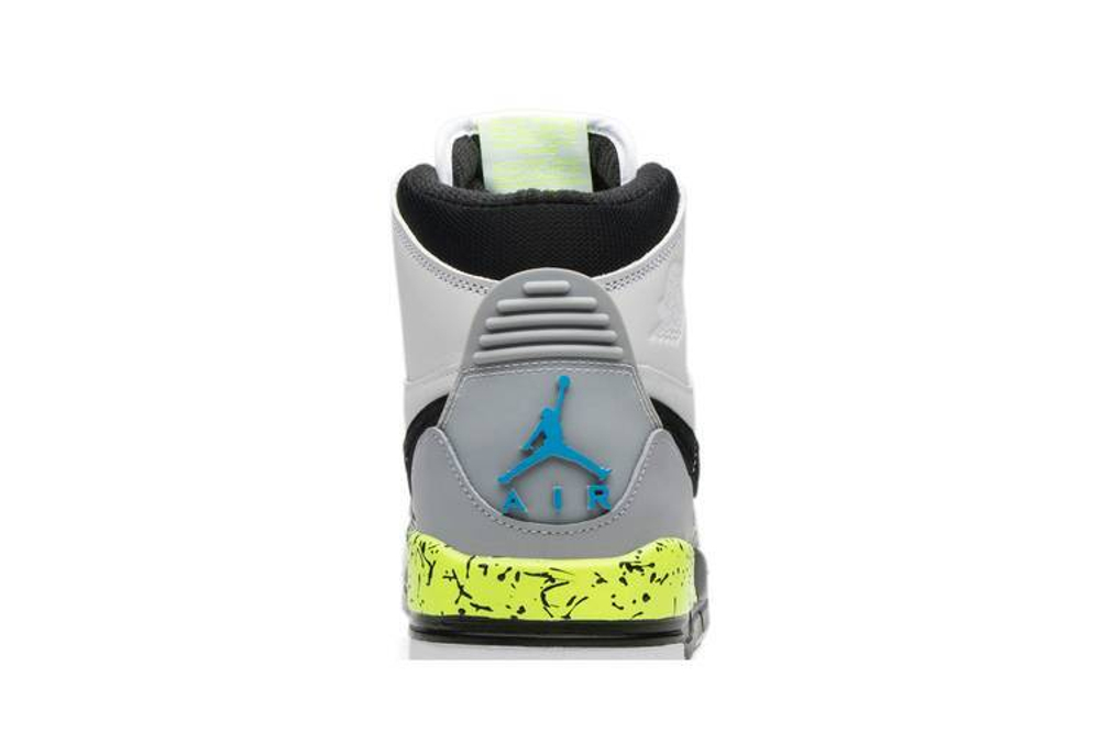 Кроссовки Jordan Legacy 312 Command Force
