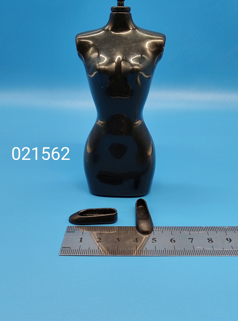 Обувь для куклы Барби 021562