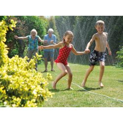 Шланг для полива HoZelock 6755 разбрызгивающий 7,5м с коннекторами | Шланги Green Apple