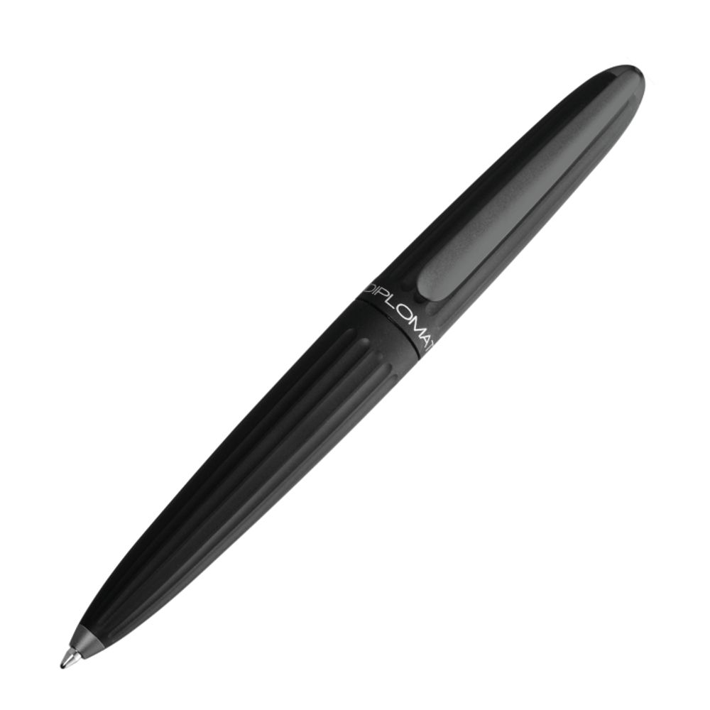 Шариковая ручка Diplomat Aero black (D40301040)