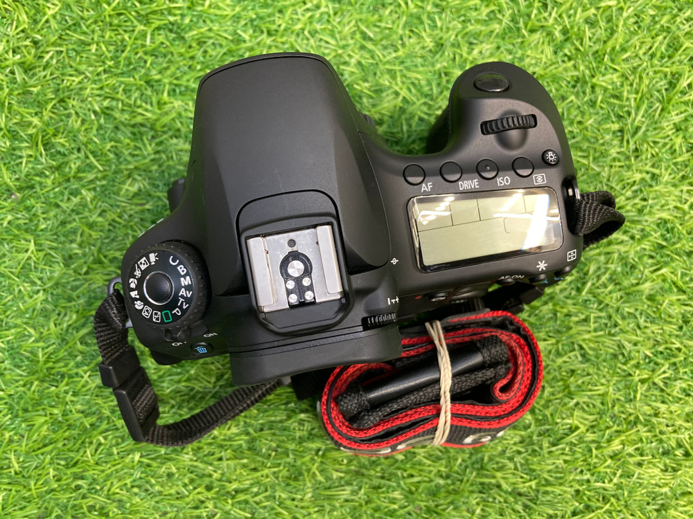 Canon EOS 60D (2.200 кадров) Покупка/Продажа