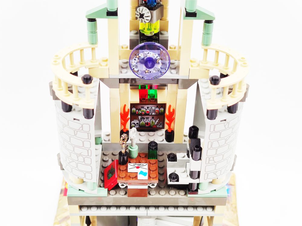 Конструктор LEGO 4729 Офис Дамблдора (б/у)