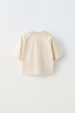 ZARA КОМПЛЕКТ ИЗ ФУТБОЛКИ И ШОРТОВ, ЦВЕТ ЛЬДА