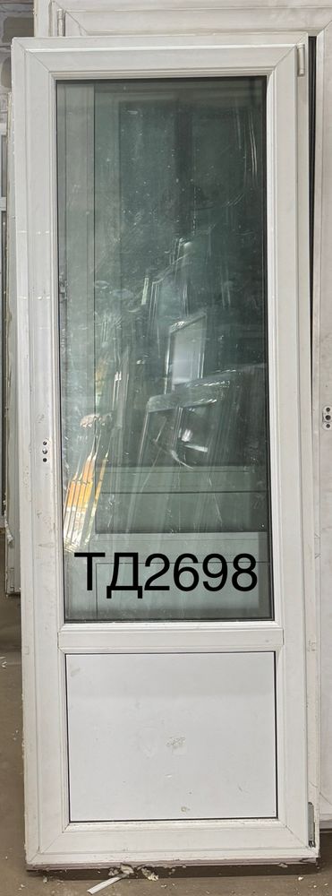 Дверь балконная пластиковая Б/У 210(в) х 76(ш)