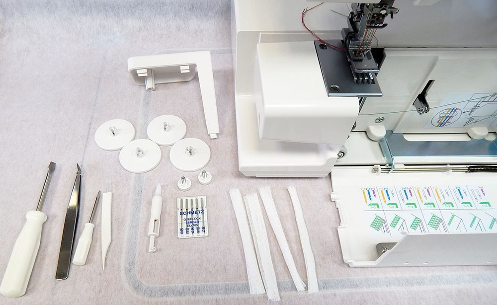 Распошивальная машина Janome Cover Pro 7000 CPS