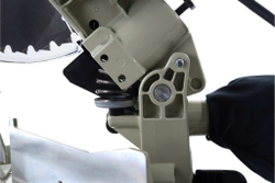 Торцовочная пила Makita LS1040FN