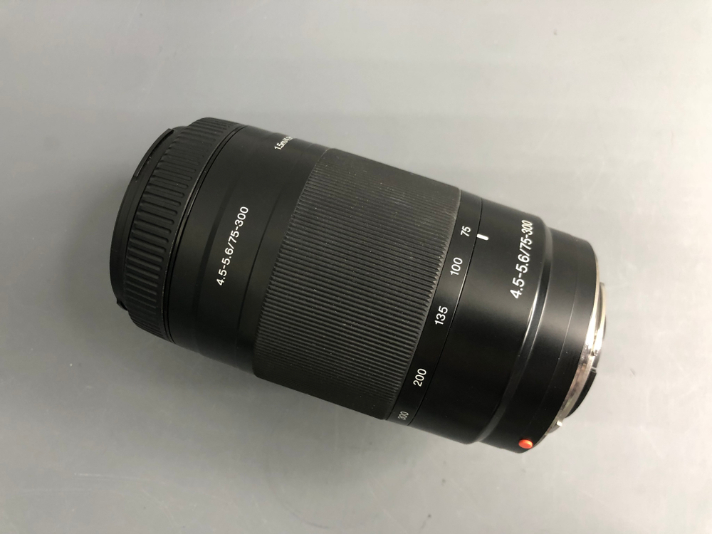 Sony 75-300mm 4.5-5.6