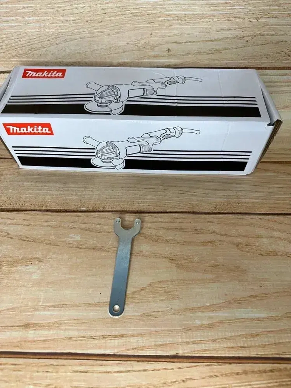 Makita Болгарка УШМ 125 с регулировкой оборотов электрическая/ Шлифмашина сетевая 1600W щеточная