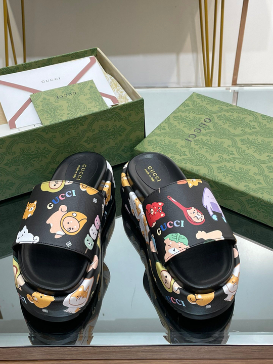 Gucci Platform Slide Sandal