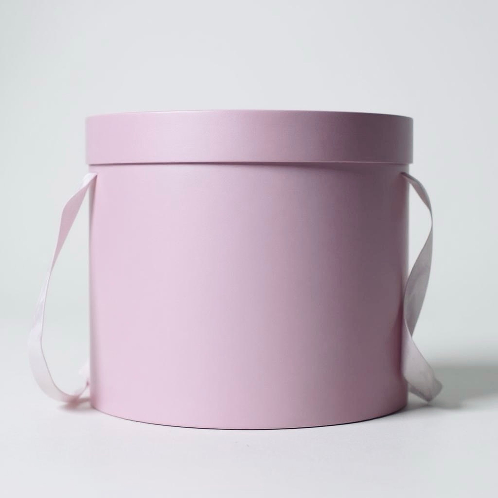 Плотная шляпная коробка с крышкой без лент. Цвет; Пыльно розовый.