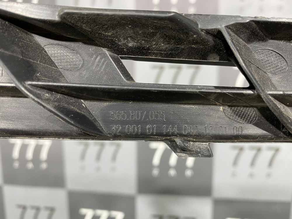 Кронштейн переднего бампера левый Skoda Kodiaq 16-22 Б/У Оригинал 565807055