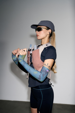 Жилет Blue Monte Frogaero Trail Running Vest "Citrus Tea Tangerine"