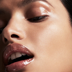 Fenty Beauty Gloss Bomb Fenty Glow