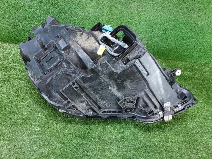 Битая Фара левая Mercedes S w222 (2013-2017) LED