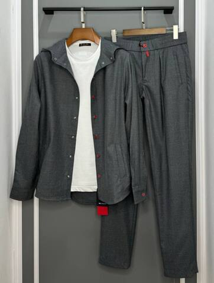 Прогулочный костюм Kiton (100% шерсть)