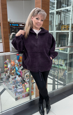 Теплый жакет-куртка из альпака с капюшоном в цвете электрик