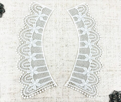 Воротник, р. 25х9 см, молочный