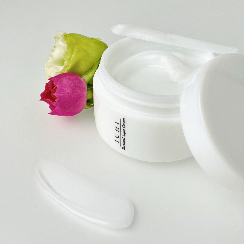 Универсальный увлажняющий крем для лица 7 в 1 ICHI Essential Aqua Cream